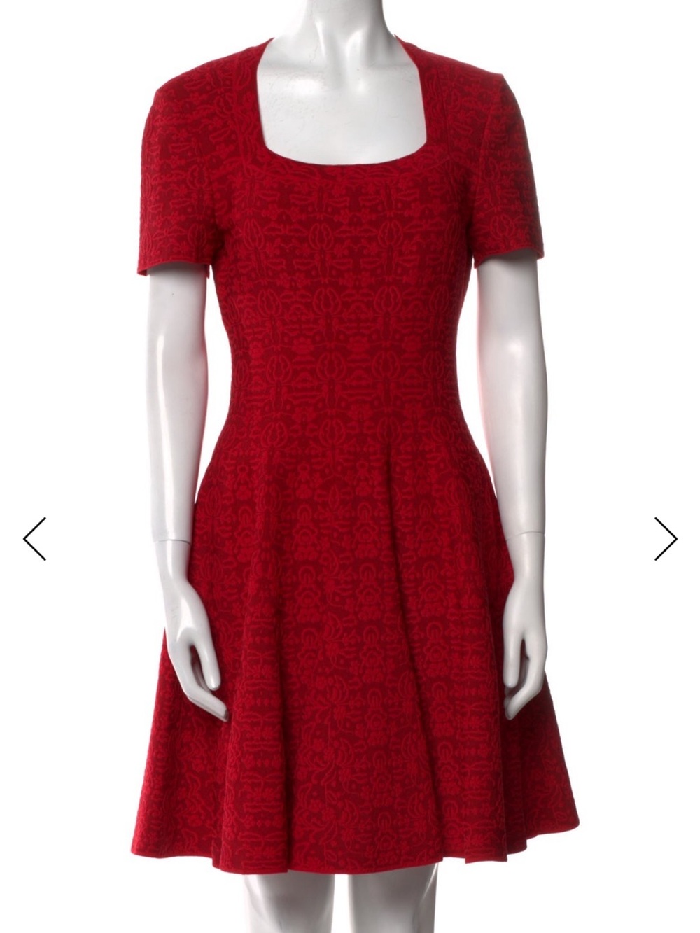 Alaia Red Short-Sleeve Fit & Flare Dress - Elegant Textured Knit